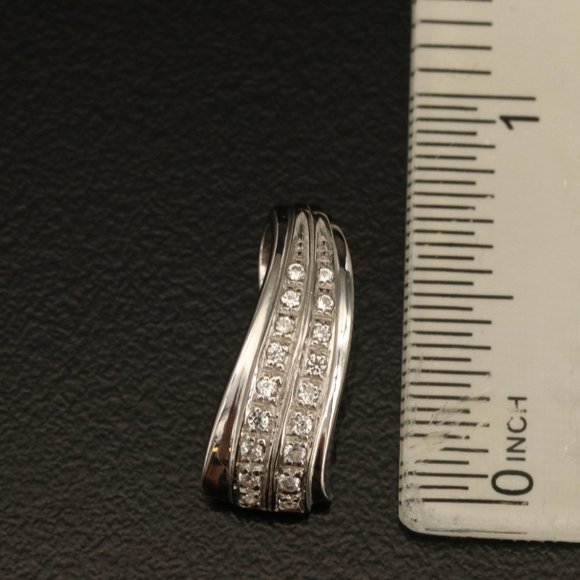 Sterling Zircon Pendant - Picture 2 of 4